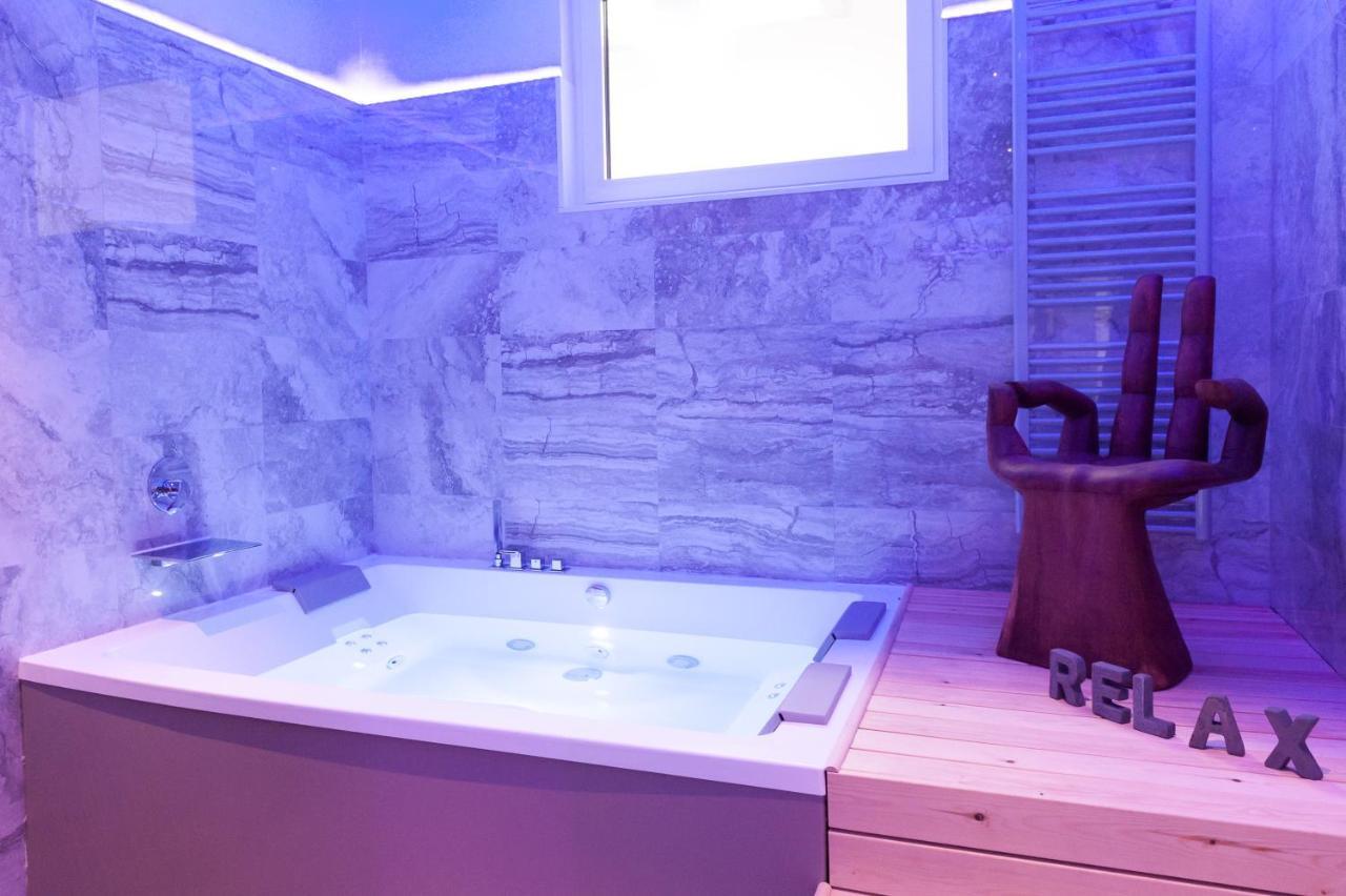 Villa Luxury House & Spa ริวาเดลการ์ดา ภายนอก รูปภาพ