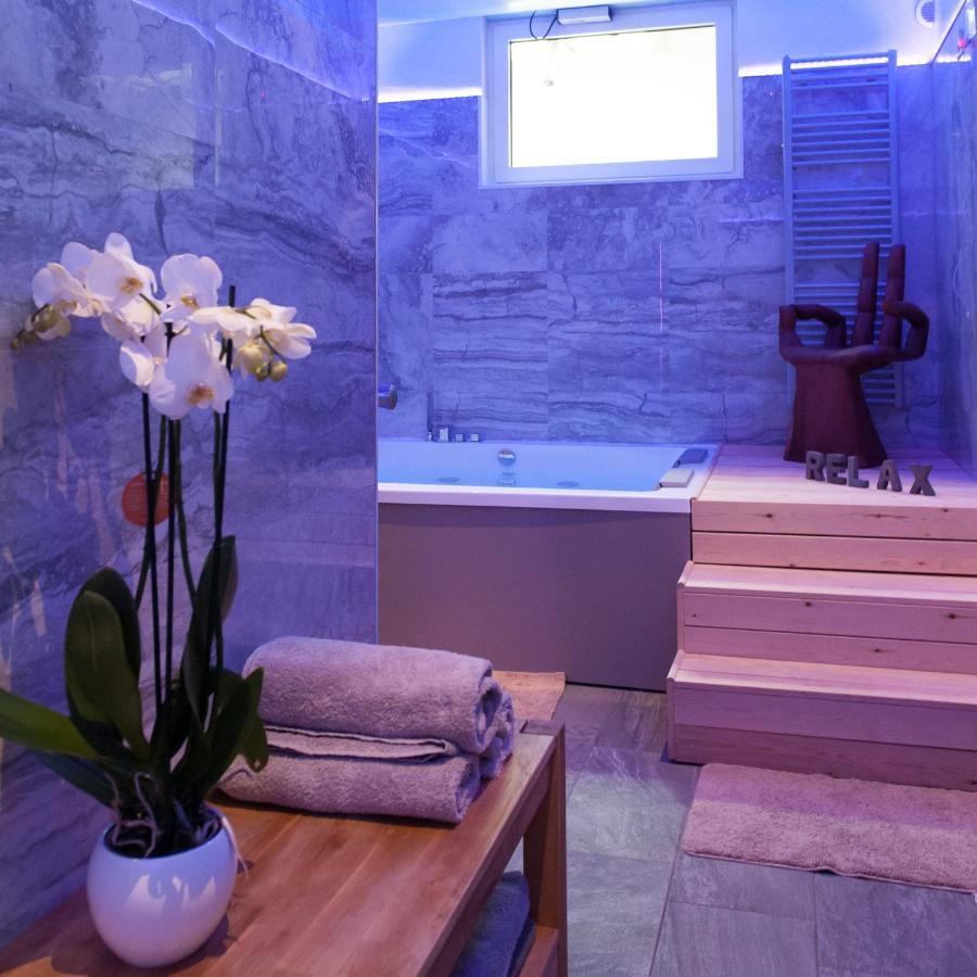 Villa Luxury House & Spa ริวาเดลการ์ดา ภายนอก รูปภาพ